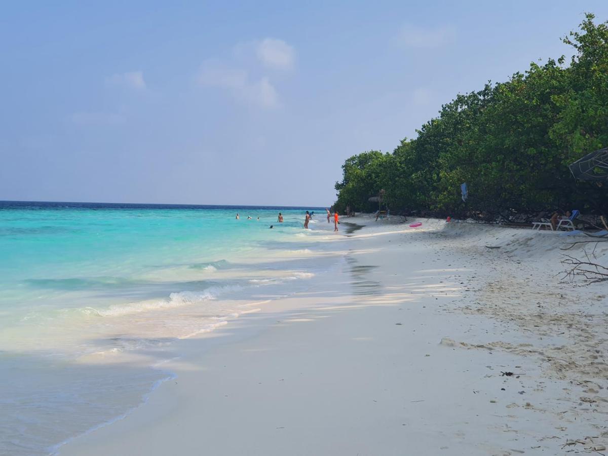 Ukulhas Villa Beach Hotel Exterior foto