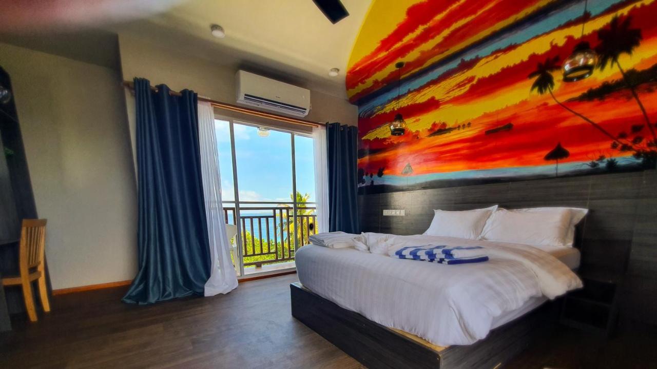 Ukulhas Villa Beach Hotel Exterior foto